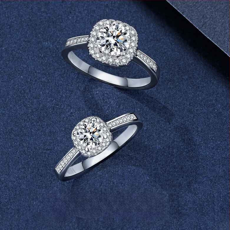 Genti Hong Moissanite пръстен, квадратна настройка с четири зъба, 925 сребро с позлата 18K, 0.50–3.00 ct