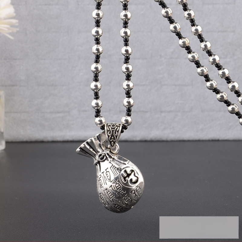 Lydinio puloverio grandinėlė, ilga karolė su kutiniu pakabuku, retro etno stilius