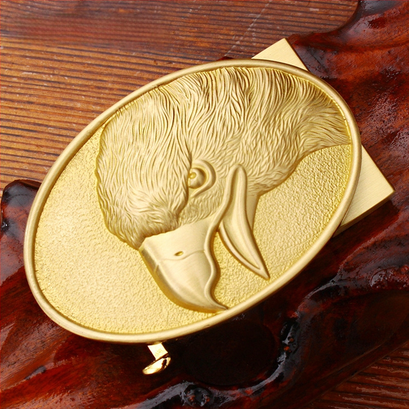 Automatinė diržo sagtis iš vario su 3D įspaustu skraidančio erelio motyvu