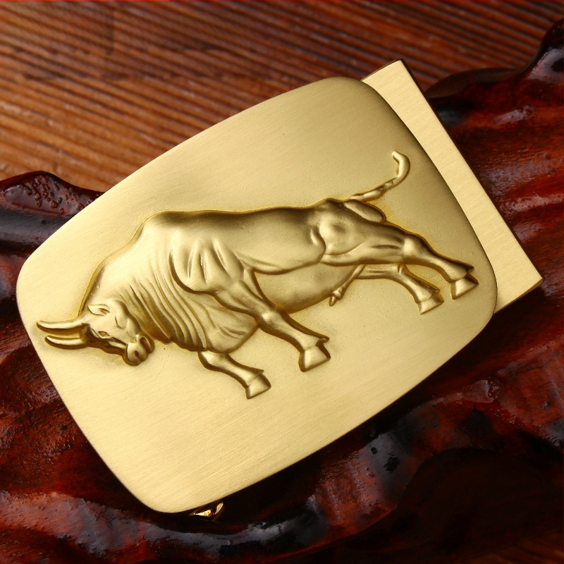 Automatinė diržo sagtis iš vario su 3D įspaustu skraidančio erelio motyvu