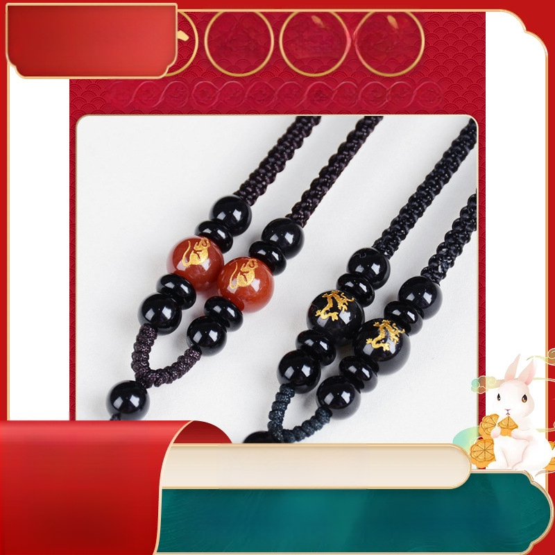 Hetianos nefrito pakabukas ant rankų pintos vėrinio, apdorotas nefritas