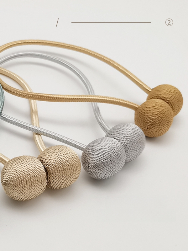 Dvi audinio užuolaidų dirželiai su magnetinėmis sagenimis, paprastas ir šiuolaikiškas stilius, tinkami lovos užuolaidoms ir musės tinklams