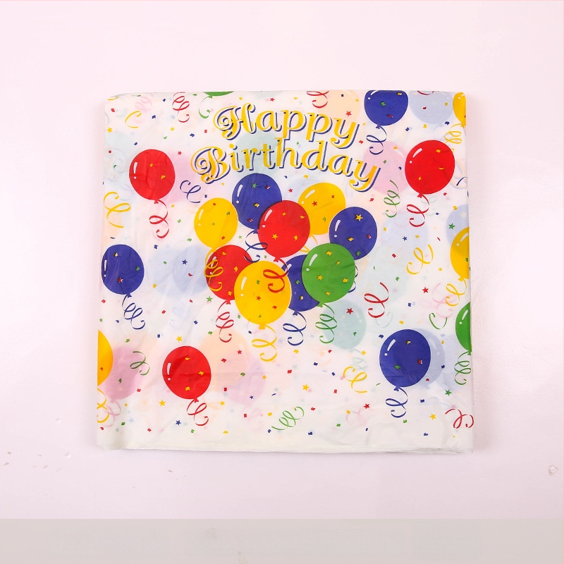 Vienkartinė storinta popierinė staltiesė vaikų gimtadienio vakarėliui – šventinis stilius, mieli animaciniai motyvai, dekoracijų rekvizitai