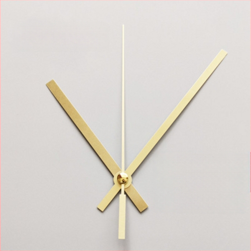 Ρολόι με μεταλλικό καντράν, πλαστικό περίβλημα, λειτουργεί με μπαταρία