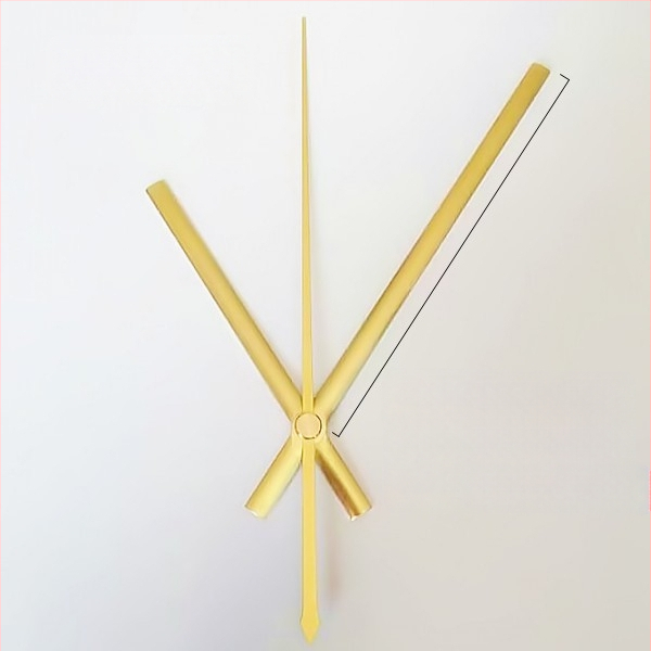 Ρολόι με μεταλλικό καντράν, πλαστικό περίβλημα, λειτουργεί με μπαταρία