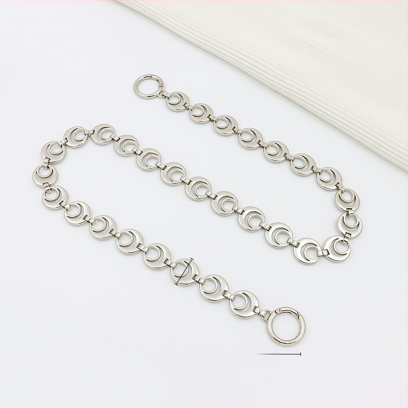 Koti õlarihm pikendatava ahelaga – metall, laiendus, tähtedega muster, kevad 2024