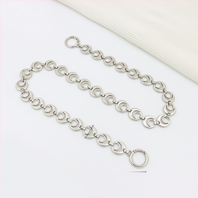 Koti õlarihm pikendatava ahelaga – metall, laiendus, tähtedega muster, kevad 2024