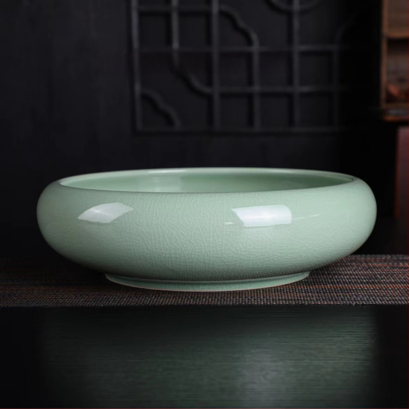 Keramikas hidroponiska puķu pods – minimālistisks stils, elpojošs, korozijizturīgs, izturīgs; rokdarbs; izcepts 1300°C; piemērots galdam vai grīdai.