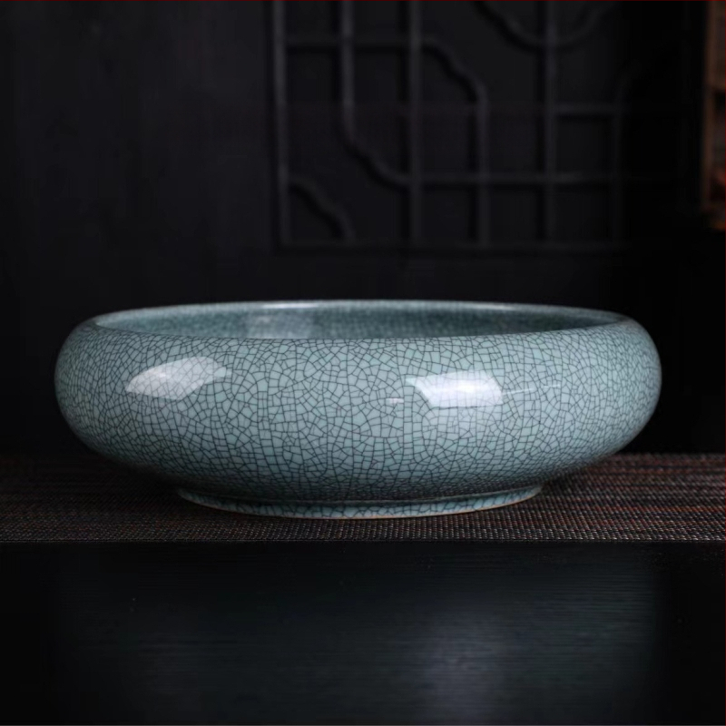 Keramikas hidroponiska puķu pods – minimālistisks stils, elpojošs, korozijizturīgs, izturīgs; rokdarbs; izcepts 1300°C; piemērots galdam vai grīdai.