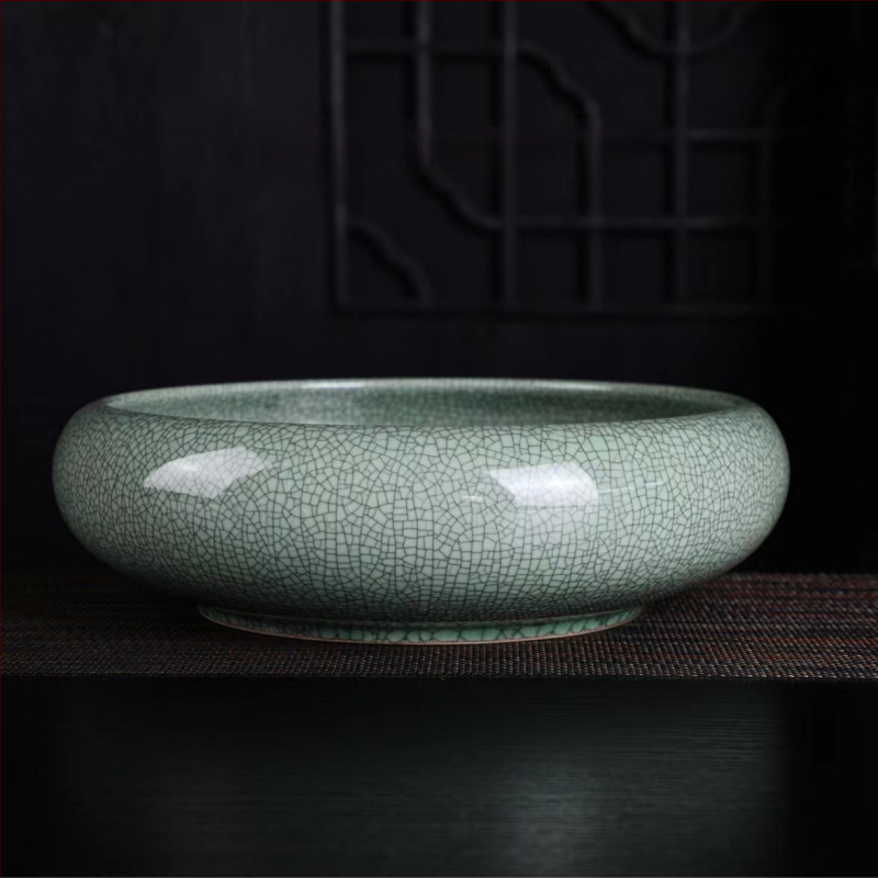 Keramikas hidroponiska puķu pods – minimālistisks stils, elpojošs, korozijizturīgs, izturīgs; rokdarbs; izcepts 1300°C; piemērots galdam vai grīdai.