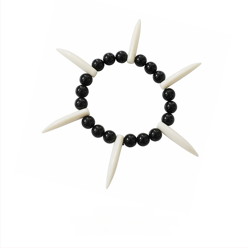 Облекло за глава за деца с пера и огърлица – пролет 2025