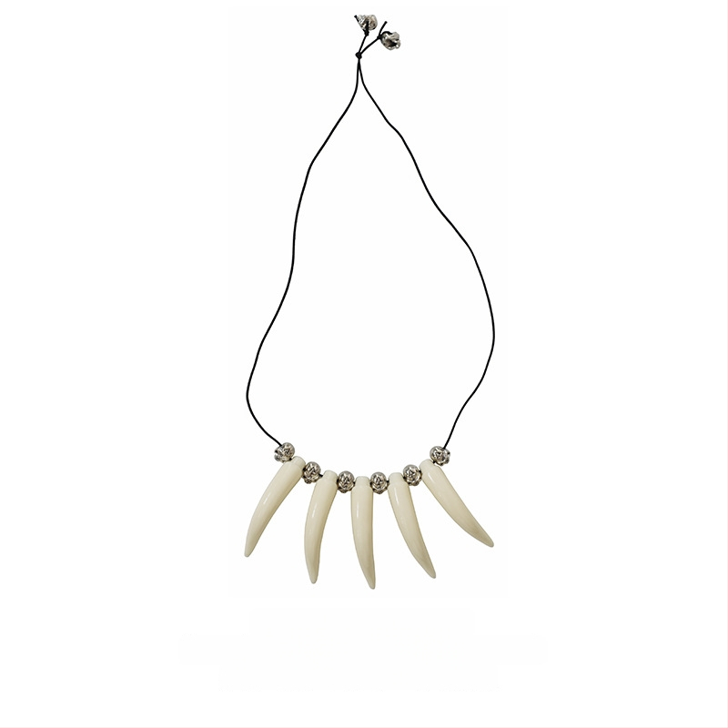 Облекло за глава за деца с пера и огърлица – пролет 2025