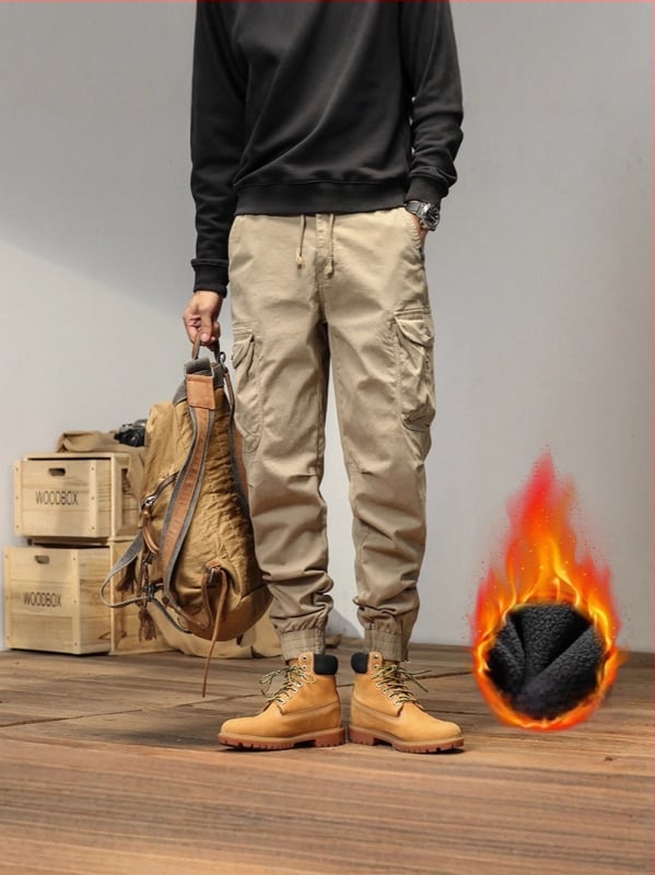 Vīriešu cargo bikses ar taisnu piegriezumu, flīsa odere, kokvilnas maisījuma audums, vidēja jostas vieta, ar vairākām kabatām