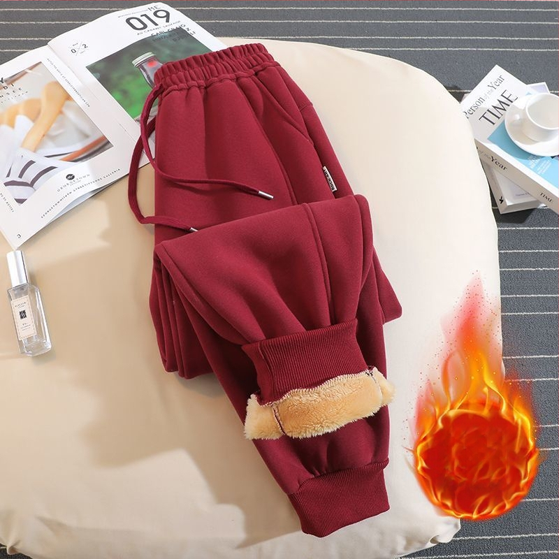 Moterų harėm jogger kelnės su fliso viduje, vilninis audinys, 50–70% vilnos, laisvas kirpimas, žiema 2025