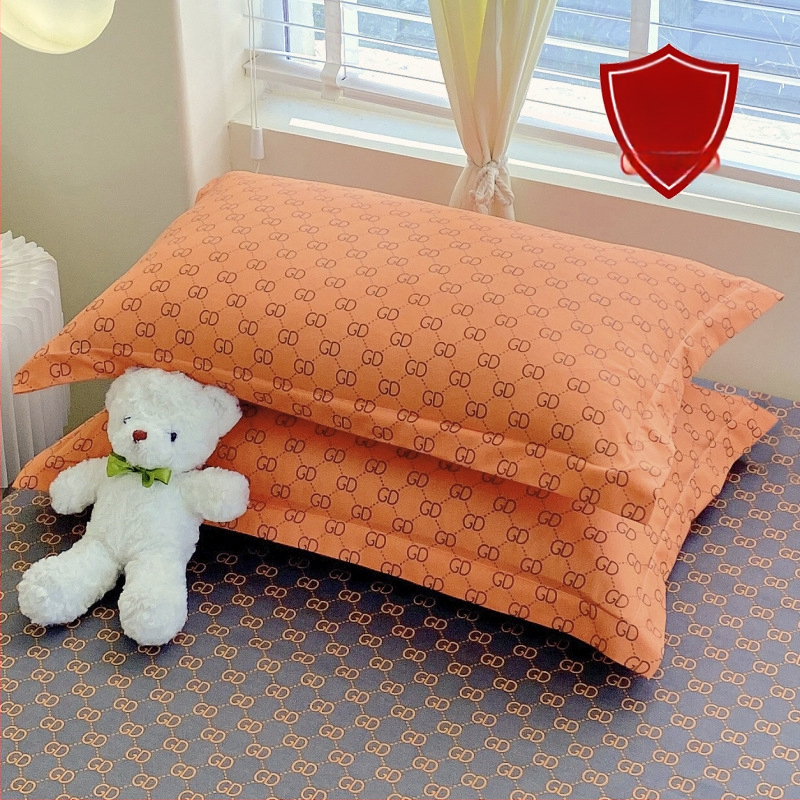 Pagalvės užvalkalas – satino poliesteris, reaktyvus spausdinimas ir dažymas, pritaikomas, šiuolaikinis minimalistinis stilius