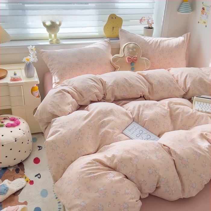 Megzti medvilniniai patalynės komplektas, keturių dalių — reakcijos spausdinimas, animacinių personažų ir augalų žiedų raštai, tinkamas visiems metų laikams