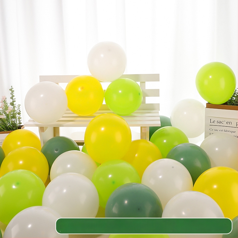 Aranjament baloane latex pentru absolvire – temă pădure, stil retro, baloane rotunde; fără logo; IP autorizare: Nu; Potrivit pentru aniversări și Ziua copiilor