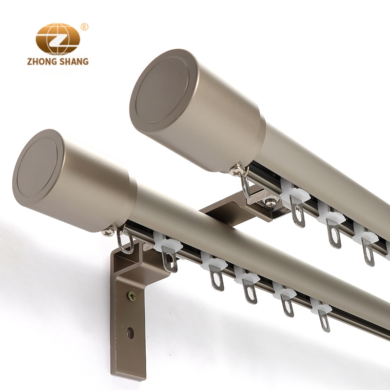 Aliuminio lydinio užuolaidų lazda, Modelis 491 apatinė bėginė juosta; Priedai: dekoratyvinė galvutė, ritė, laikiklis, tarpiklis; Stilius: šiuolaikinis paprastumas (Modelis: 491; Medžiaga: aliuminio lydinys; Tipas: užuolaidų lazda; Priedai: dekoratyvinė gal