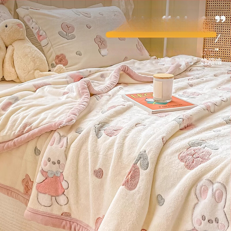 Korallfliis tekk LIFE HOME; polüestri kiud; kaal 1000 g; hooaeg kevad ja sügis; muster: taimed ja lilled