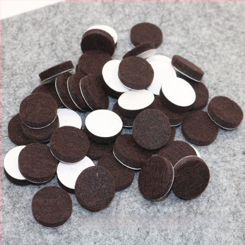 Kėdės kojų pagalvėlės – neslystančios, tylos, atsparios temperatūrai, grindų apsauga