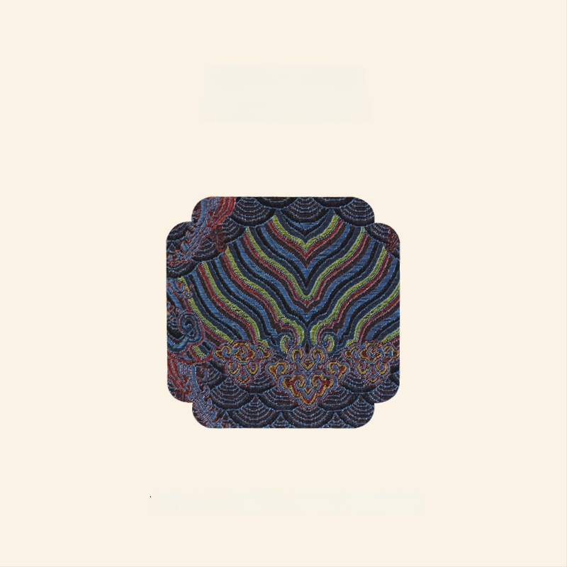 Dviejų pusių brokato arbatos kilimėlis – kvadratinės formos, atsparus aukštoms temperatūroms, rūmų stiliaus ir kinų stiliaus