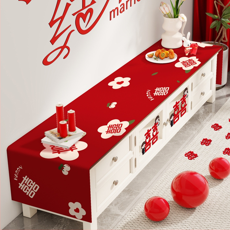 Televizoriaus spintelės staltiesė - stačiakampė, audinys, raukšlių atsparumas, paprastas ir modernus stilius, geometrinis raštas