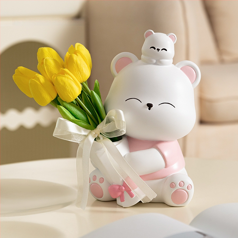 Διακοσμητική φιγούρα από ρητίνη: αρκουδάκι που αγκαλιάζει λουλούδια, κατάλληλη για ράφι τηλεόρασης και γραφείο — μοντέρνο μινιμαλιστικό στιλ; ιδανικό δώρο
