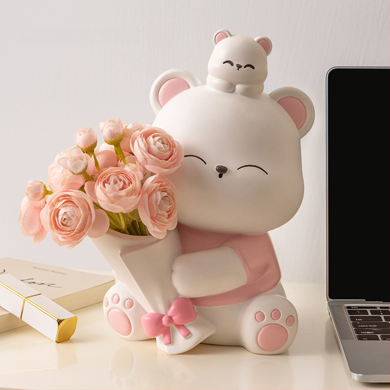 Διακοσμητική φιγούρα από ρητίνη: αρκουδάκι που αγκαλιάζει λουλούδια, κατάλληλη για ράφι τηλεόρασης και γραφείο — μοντέρνο μινιμαλιστικό στιλ; ιδανικό δώρο