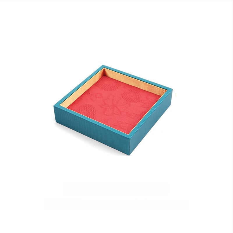 Üheosaline juveelide näitamiplokk PU nahast, PU naha korpuse ja tikitud brokaatkanga, ühe kihiline, kunstiline stiil, õmblustehnika