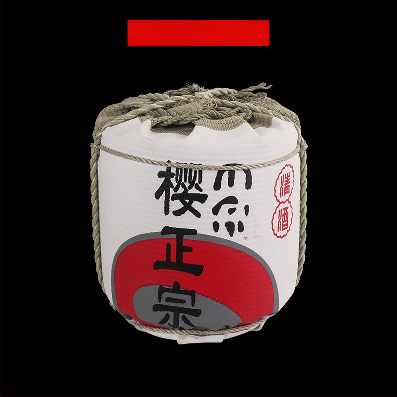 Japonų stiliaus dekoratyvinė vyno butelio rekvizitas sushi restoranams su krizantemų motyvu; medžiaga: šiaudai ir puta