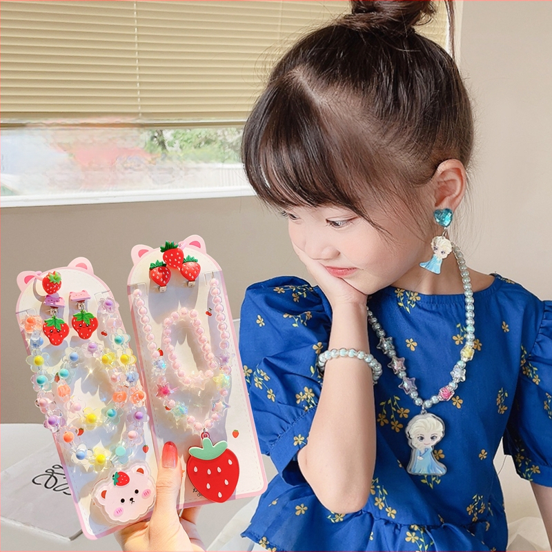 Vaikų papuošalų komplektas: karoliai, šviesos apyrankė, auskarai su kabliu ir žiedas – animacinių filmų princesės serija, plastikas/derva, amžius 3-10 metų