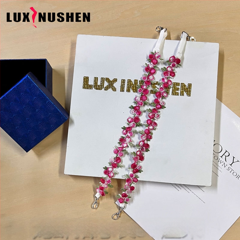 Κεντημένο δαντελένιο φόρεμα-slip με λεπτές τιράντες, νάιλον, διαφανείς λεπτομέρειες, άνοιξη 2024