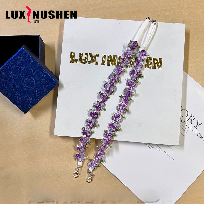 Κεντημένο δαντελένιο φόρεμα-slip με λεπτές τιράντες, νάιλον, διαφανείς λεπτομέρειες, άνοιξη 2024