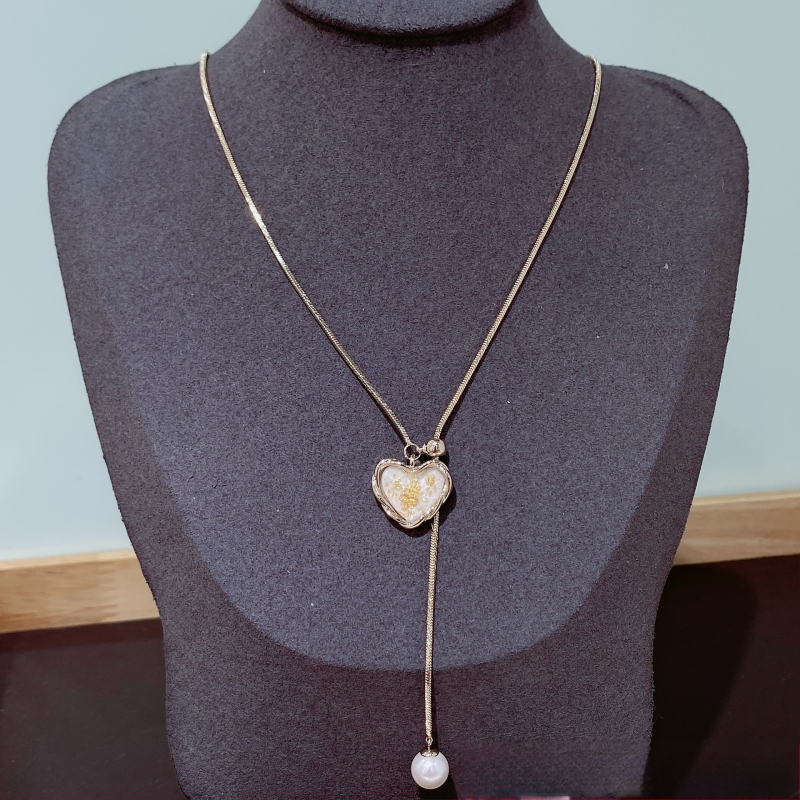 Moterų kaklo papuošalas iš vario, elektroplakatinės apdailos, pakabukas iš lydinio, klavikulinio tipo grandinė, širdies formos, mazgas ir geometrinis dizainas