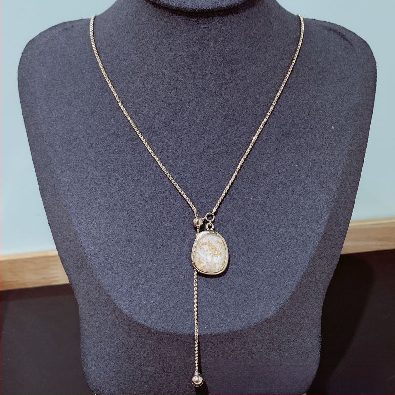 Moterų kaklo papuošalas iš vario, elektroplakatinės apdailos, pakabukas iš lydinio, klavikulinio tipo grandinė, širdies formos, mazgas ir geometrinis dizainas