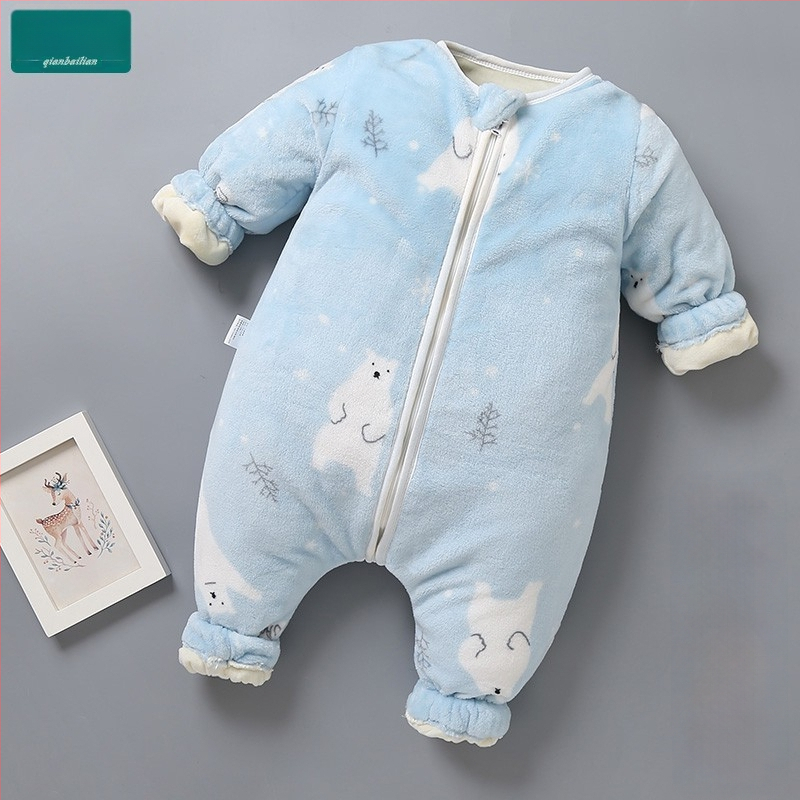 Kūdikio miego maišelis - velūro audinys, vidinė danga velūras, poliesterio užpildas, išsiuvinėtas raštas, žiemai