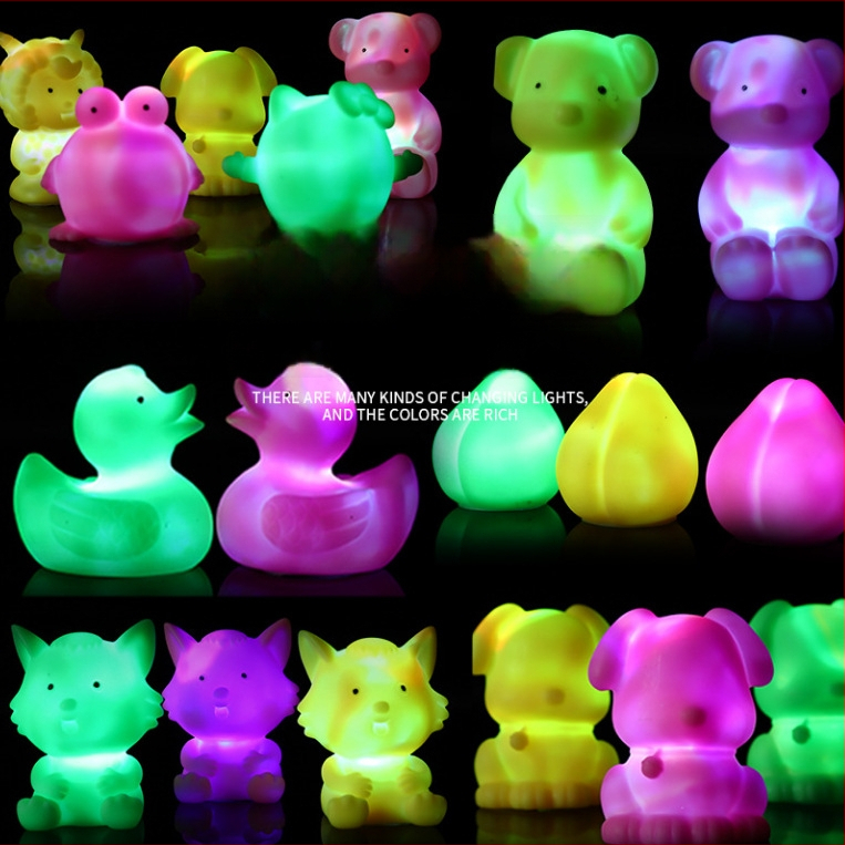 Φωτεινό παιχνίδι με κουτί-τυφλό; υλικό: πλαστικό; συσκευασία: Opp σακούλα; ηλικία: 15–35 ετών; λειτουργία: φωτισμός