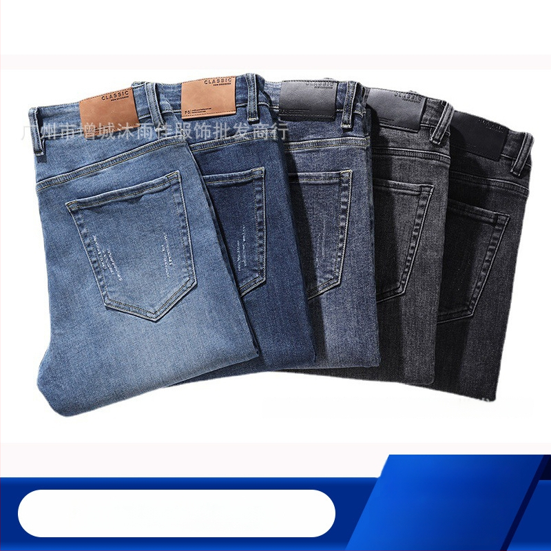 Vīriešu džinsi ar taisu piegriezumu no denima, flīsa oderē, vidējā josta, mikroelastiskums, piecu kabatu dizains