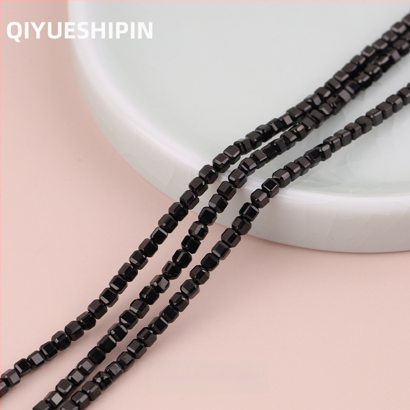 Χάντρες από φυσικό κρύσταλλο – Ελεύθετες χάντρες – Κοπές και λείανση φυσικού λίθου – Φυσικό μοτίβο – Προέλευση Γκουανγκζού