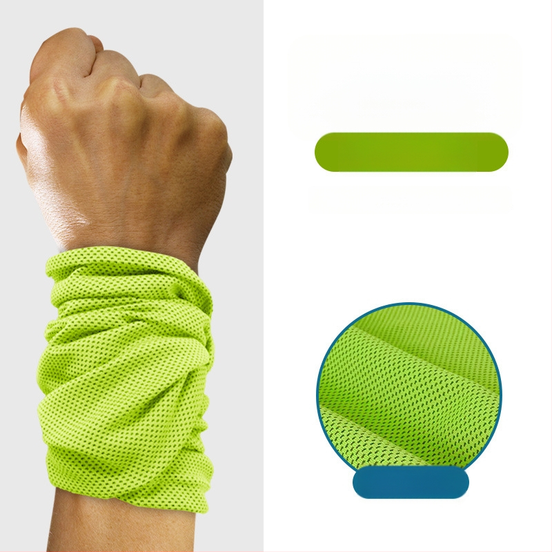 Sportinis riešo rankšluostis, poliesteris, siuvami kraštai, 145 g, greitas atvėsinimas ir džiovinimas, prakaito sugėrimas 0-5 s