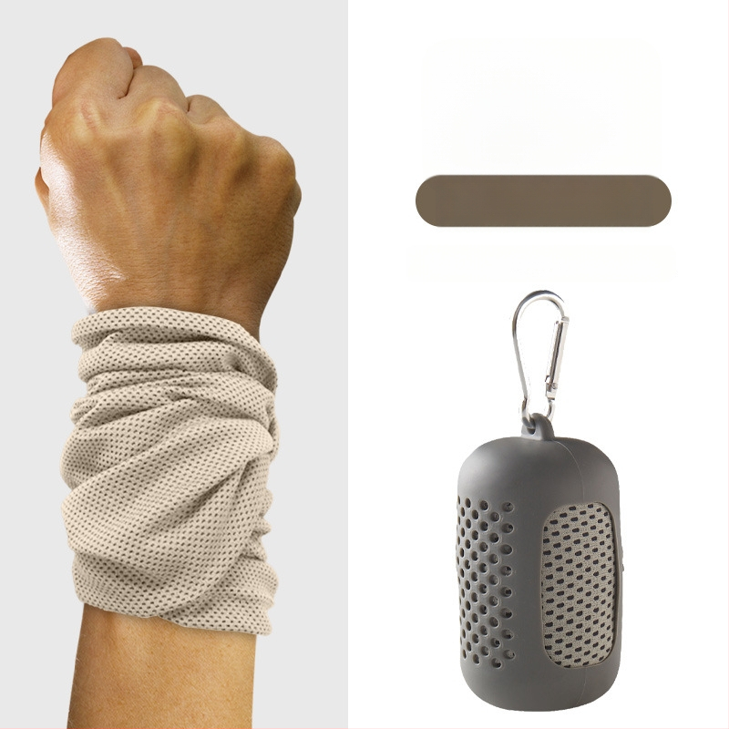 Sportinis riešo rankšluostis, poliesteris, siuvami kraštai, 145 g, greitas atvėsinimas ir džiovinimas, prakaito sugėrimas 0-5 s