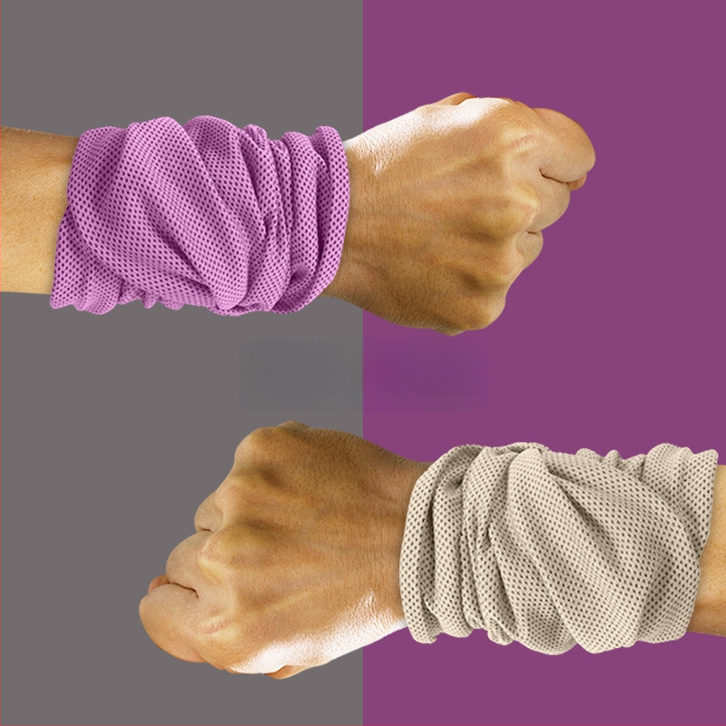 Sportinis riešo rankšluostis, poliesteris, siuvami kraštai, 145 g, greitas atvėsinimas ir džiovinimas, prakaito sugėrimas 0-5 s