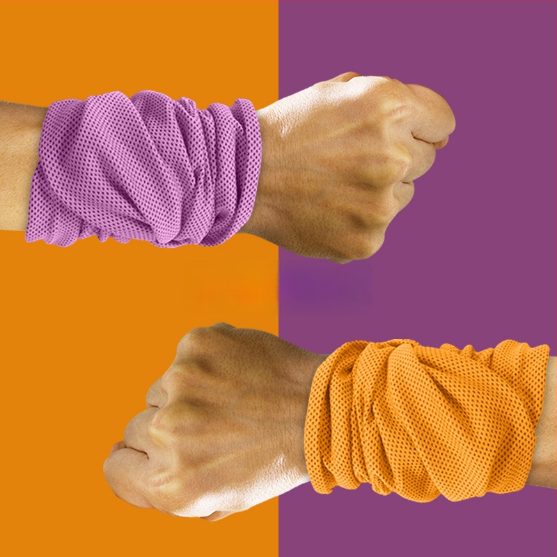 Sportinis riešo rankšluostis, poliesteris, siuvami kraštai, 145 g, greitas atvėsinimas ir džiovinimas, prakaito sugėrimas 0-5 s