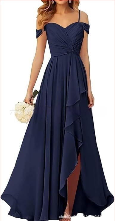 Вечерна рокля с презрамки тип потник, без ръкав, дълга пола, плисирана, полиестер