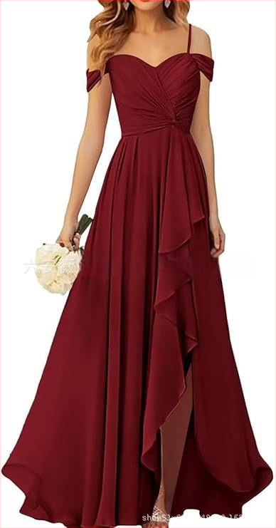 Вечерна рокля с презрамки тип потник, без ръкав, дълга пола, плисирана, полиестер