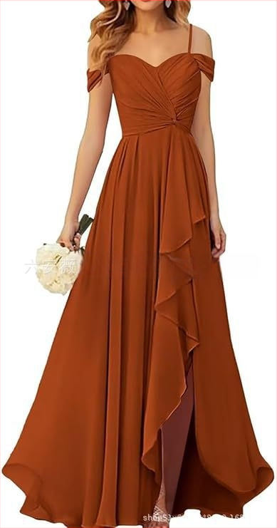 Вечерна рокля с презрамки тип потник, без ръкав, дълга пола, плисирана, полиестер