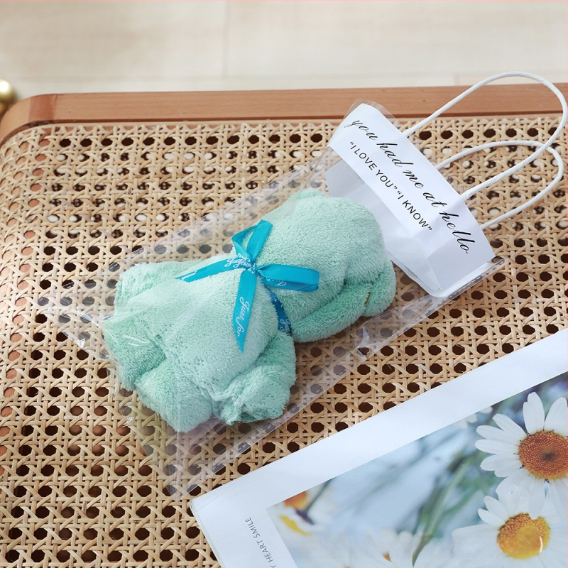 Koralinio fliso rankšluostis su lokio dizainu, paprastas audinys, 80–100 g