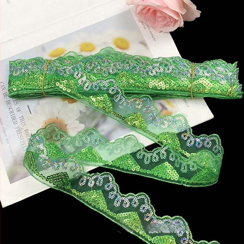 Δαντέλα από πολυεστέρα με παγιέτες και κέντημα, άκρη με πλέγμα για εσώρουχα