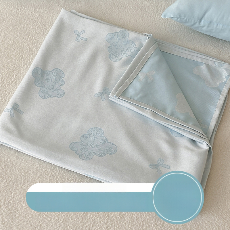 Ljetni pokrivač od bambusovih vlakana, hladenje, s prugastim uzorkom, 50/50 mješavina regenerirane celuloze, 1,1–1,5 kg, reaktivno bojanje