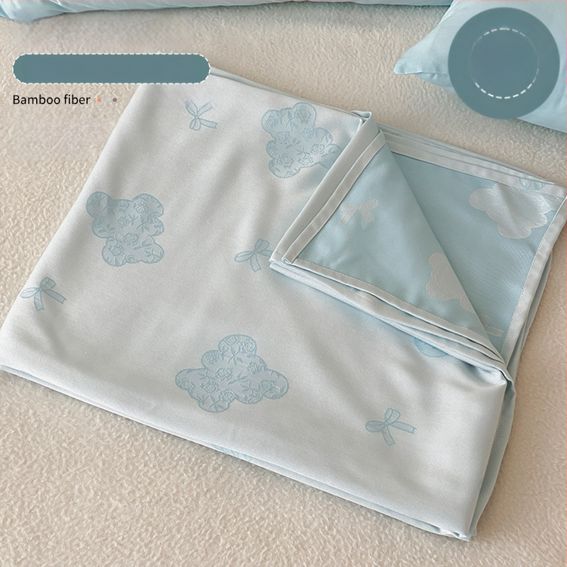 Ljetni pokrivač od bambusovih vlakana, hladenje, s prugastim uzorkom, 50/50 mješavina regenerirane celuloze, 1,1–1,5 kg, reaktivno bojanje